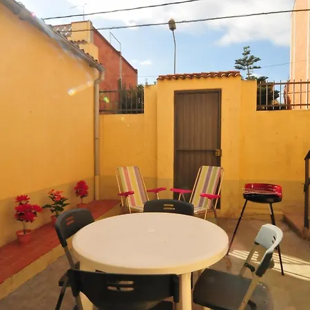 Homeholidaysrentals Malgrat I * 马尔格莱特德玛